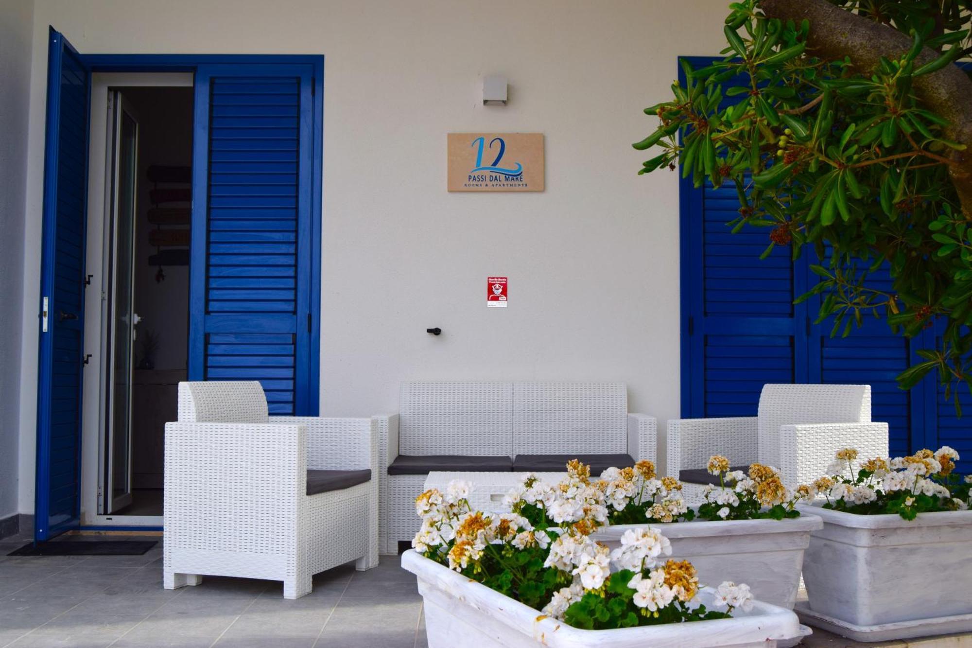 12 Passi Dal Mare Hotel Bari Bagian luar foto