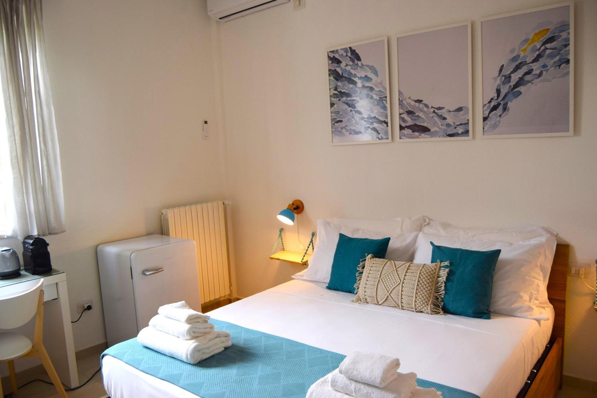 12 Passi Dal Mare Hotel Bari Bagian luar foto