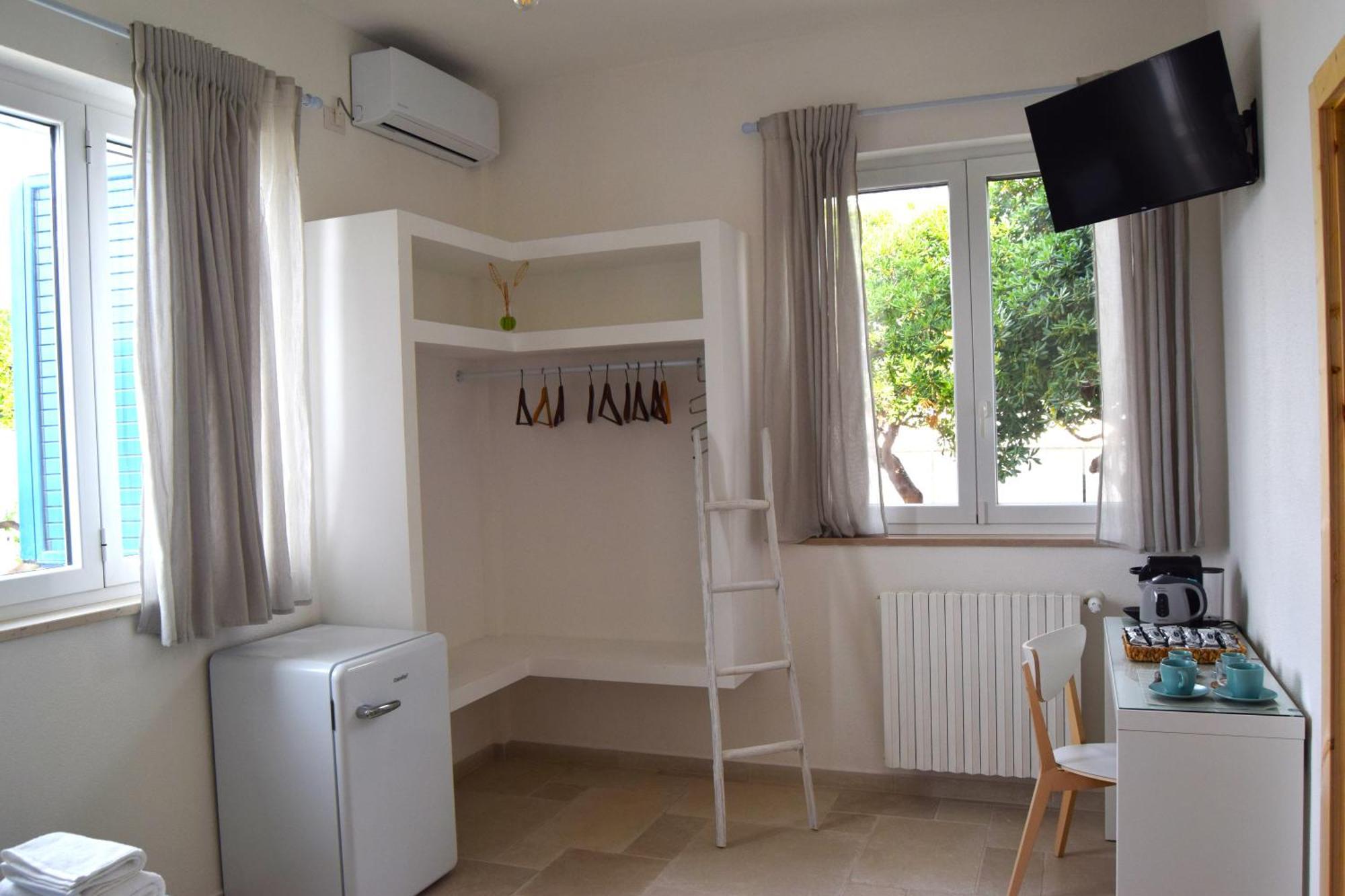 12 Passi Dal Mare Hotel Bari Bagian luar foto