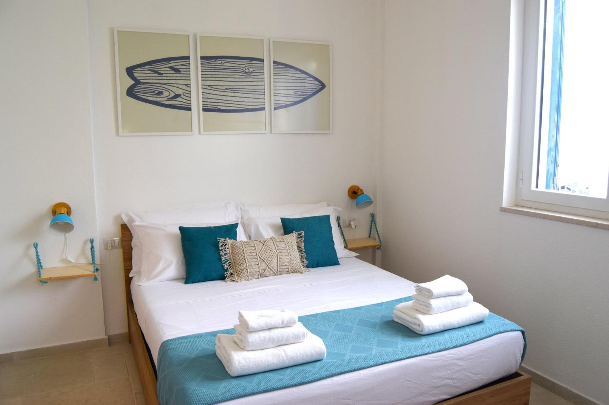 12 Passi Dal Mare Hotel Bari Bagian luar foto