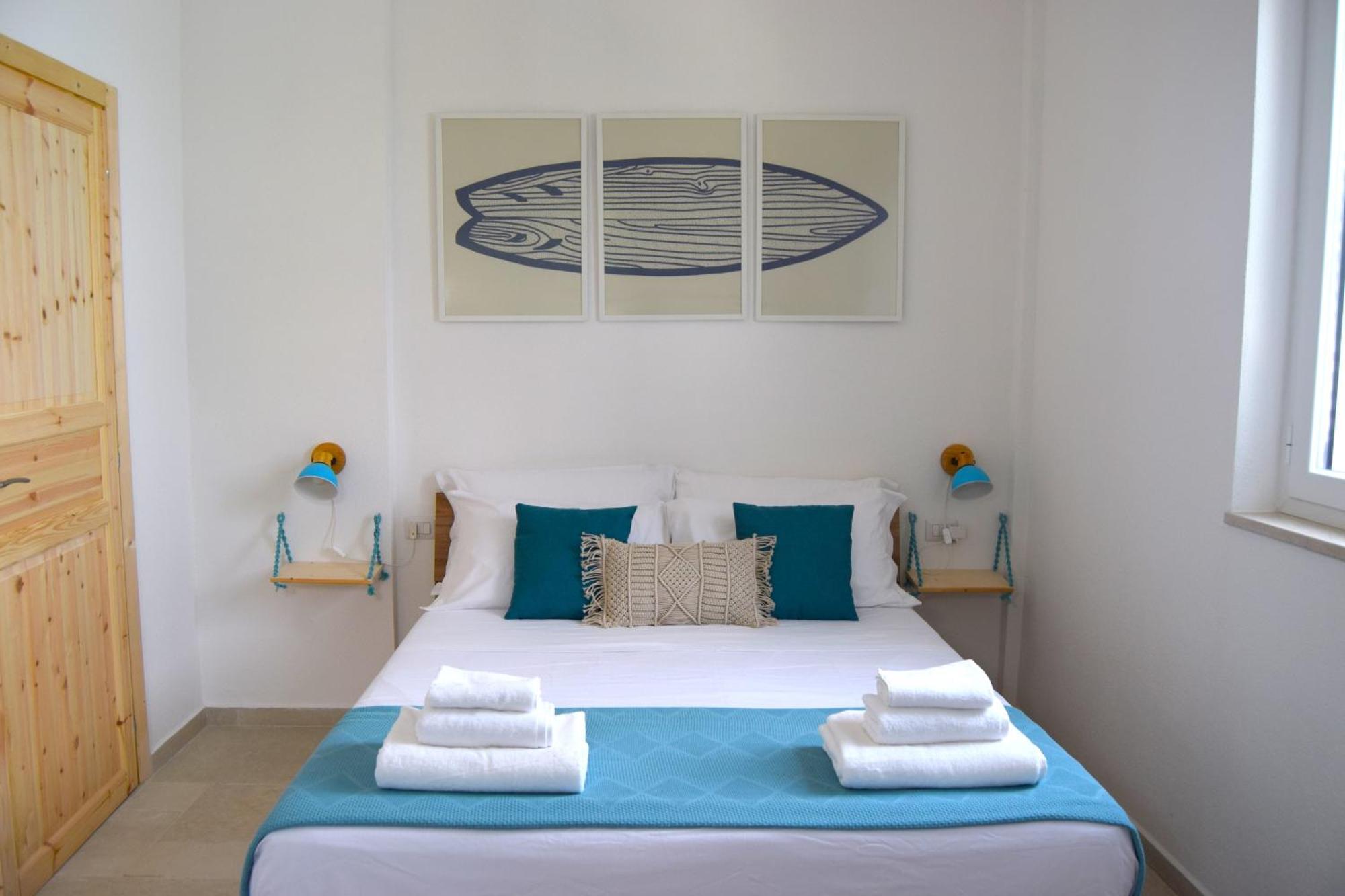 12 Passi Dal Mare Hotel Bari Bagian luar foto